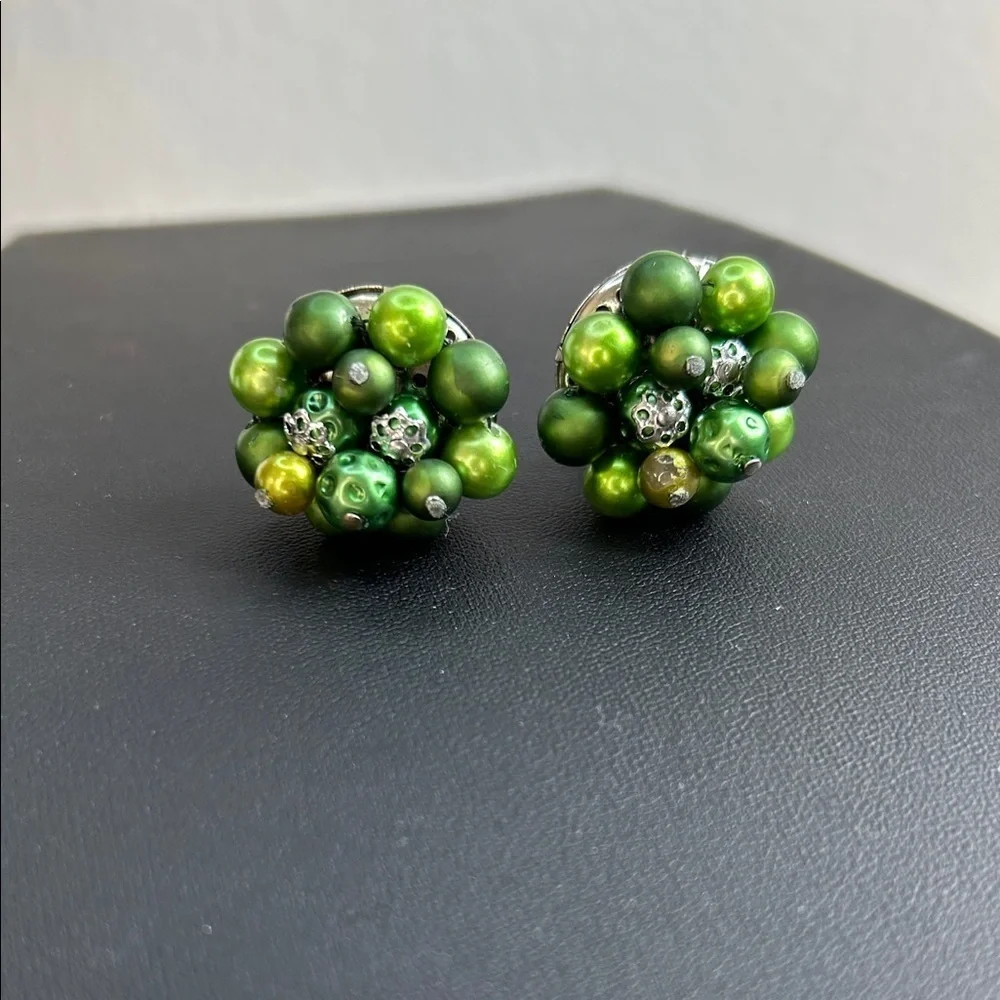 Vintage Japan Green Beaded Cluster Clip On Earrings